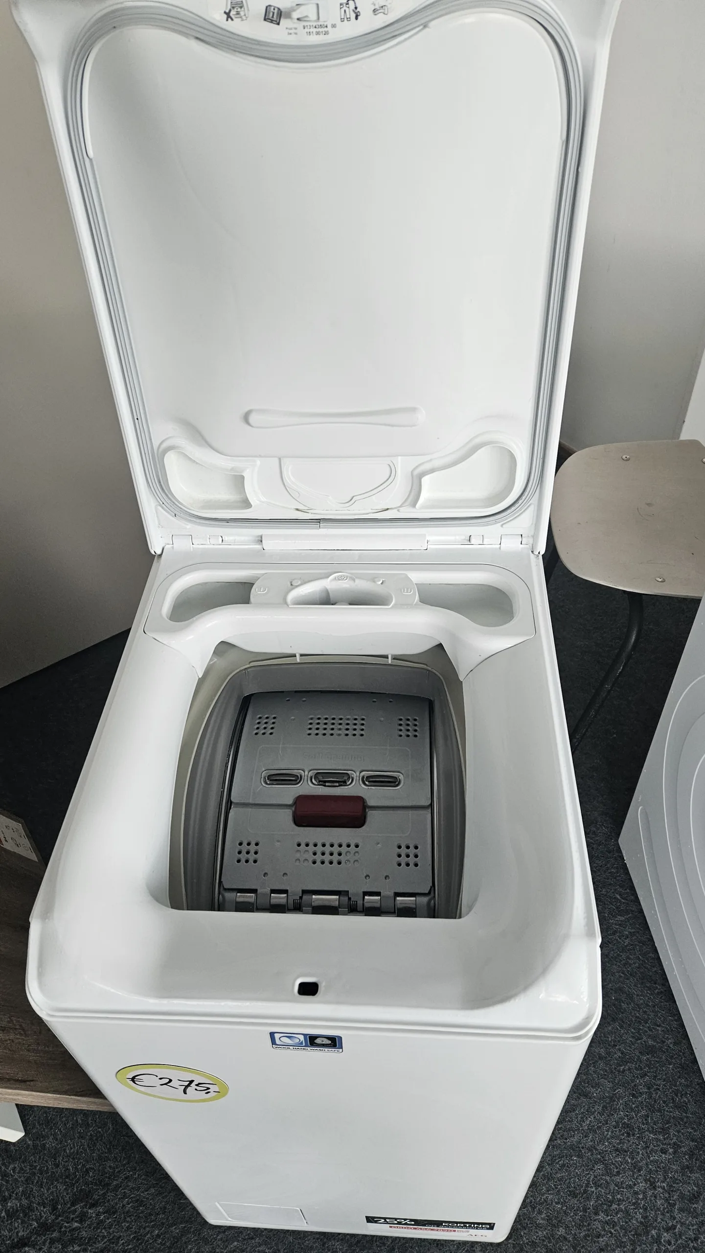 AEG L6TBN62K BOVENLADER! 1200 toeren, 6 kg inhoud - Afbeelding 4