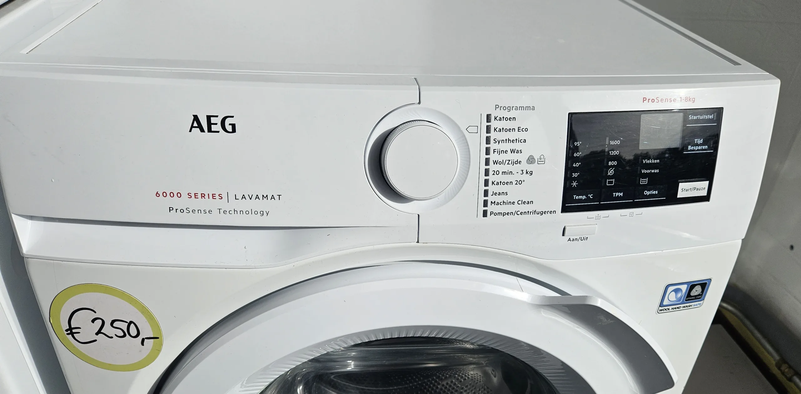 AEG L6FB86IW. 8 kg. inhoud. 1600 toeren - Afbeelding 3